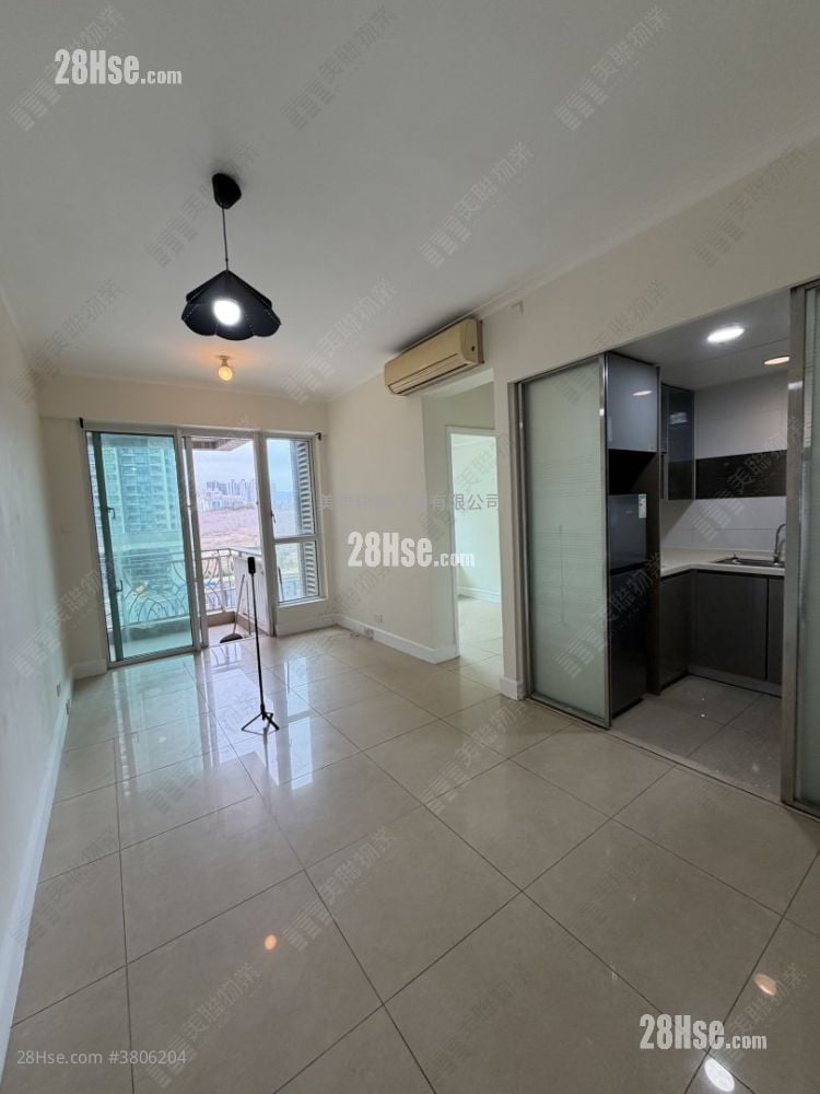 The Capitol Sell 2 Bedrooms 519 ft²