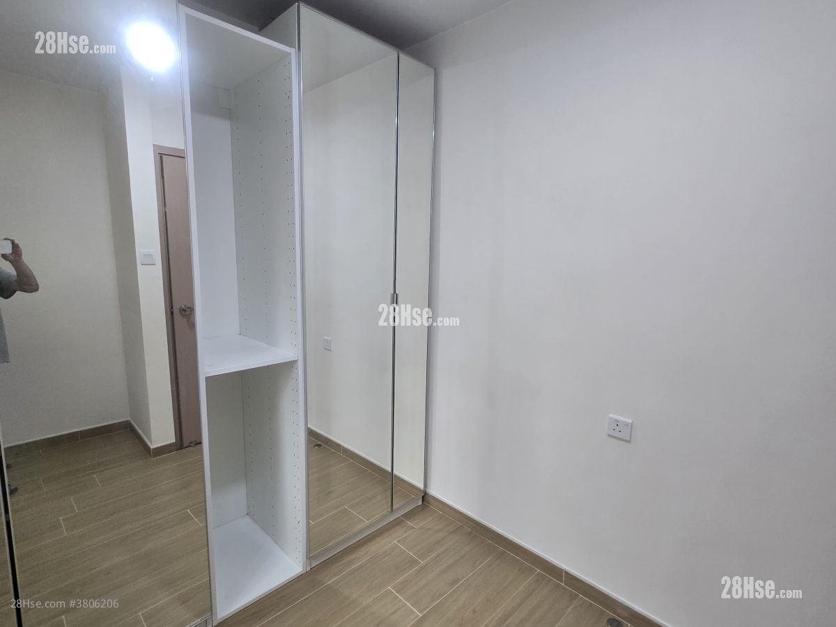 Village Rental 3 Bedrooms , 1 Bathroom 650 ft²