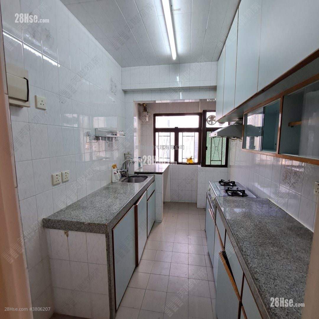 荃湾城市广场 售盘 3 房 745 平方尺