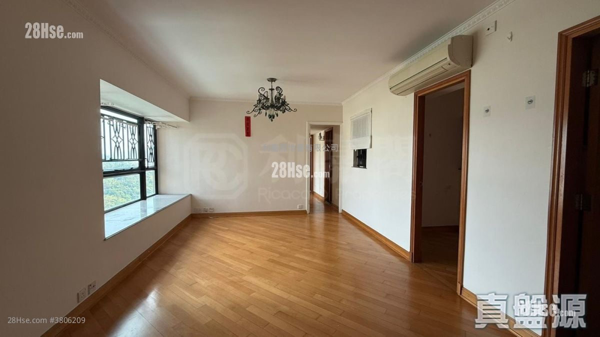 爱琴海岸 售盘 3 房 , 2 浴室 742 平方尺