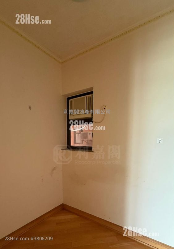 爱琴海岸 售盘 3 房 , 2 浴室 742 平方尺