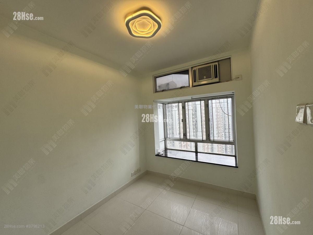 Greenfield Garden Rental 2 Bedrooms , 1 Bathroom 383 ft²