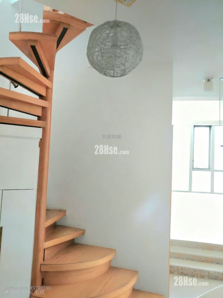 Tierra Verde Rental 4 Bedrooms , 2 Bathrooms 1,075 ft²