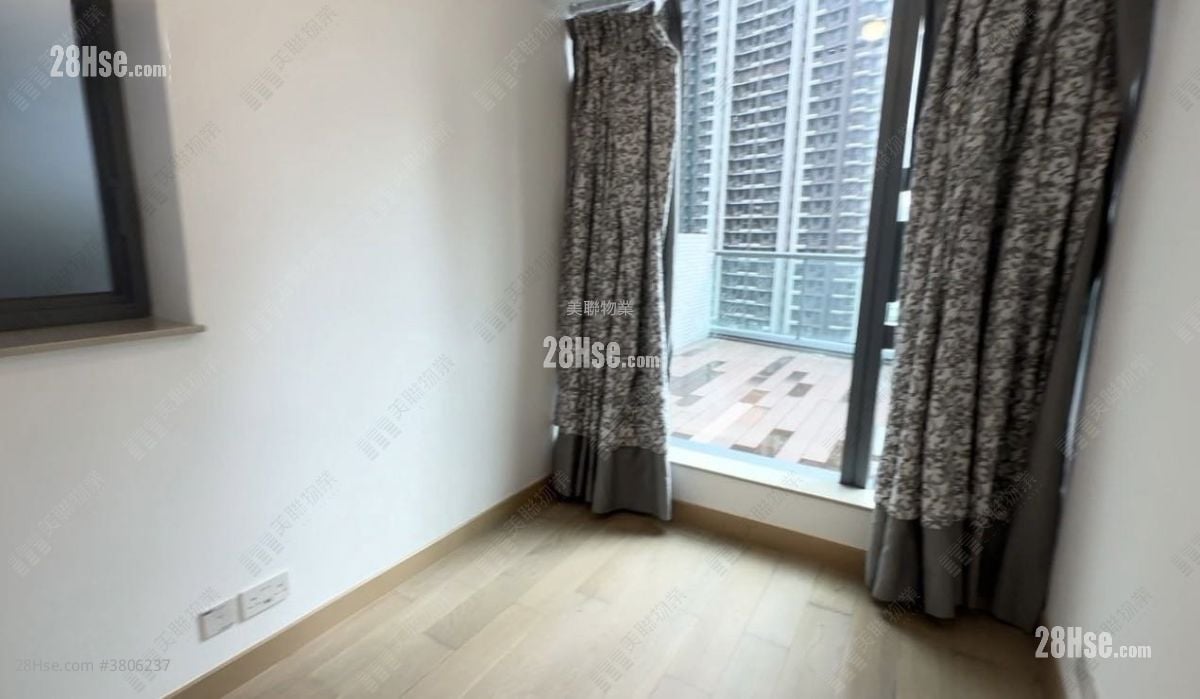 MONTARA 租盘 2 房 , 1 浴室 518 平方尺