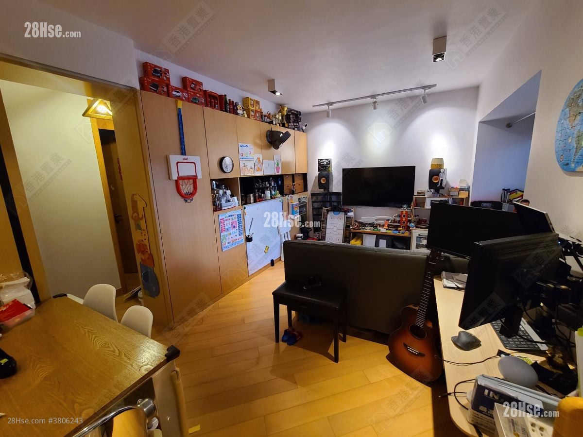 The Long Beach Sell 2 Bedrooms , 1 Bathroom 564 ft²