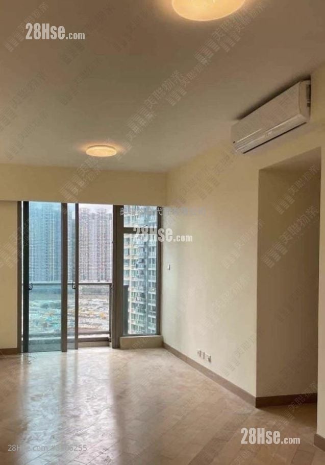 The Wings Sell 3 Bedrooms , 1 Bathroom 617 ft²