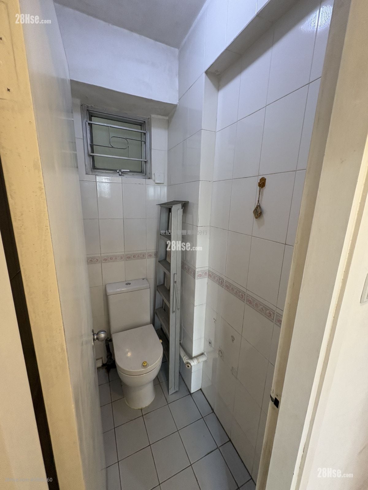 Fanling Centre Rental 3 Bedrooms 513 ft²