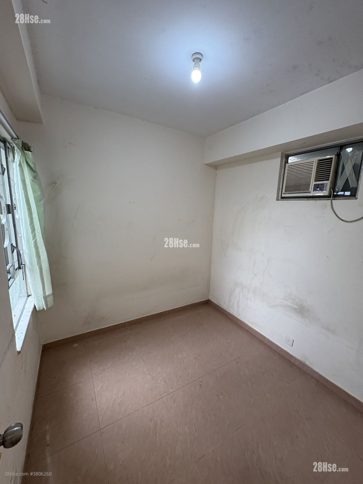 Fanling Centre Rental 3 Bedrooms 513 ft²
