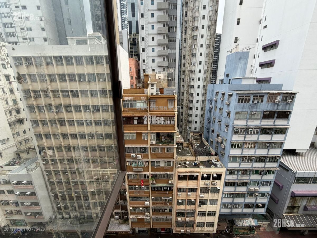 Sing Kong Building Sell 2 Bedrooms , 1 Bathroom 307 ft²