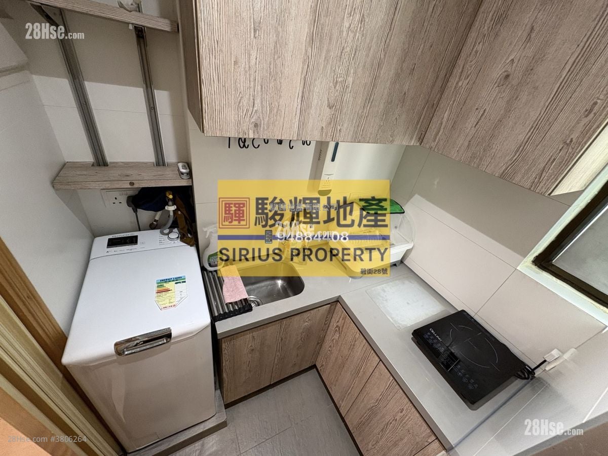 Winfield Building Rental 2 Bedrooms , 1 Bathroom 246 ft²