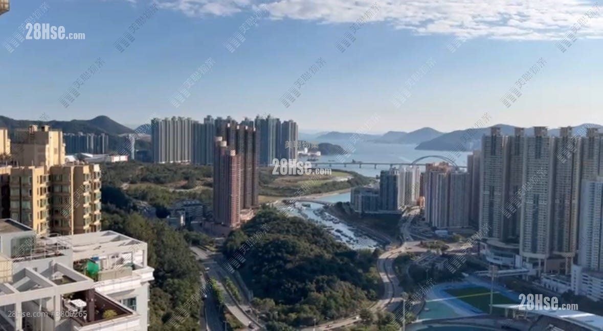 Residence Oasis Sell 4 Bedrooms , 2 Bathrooms 943 ft²