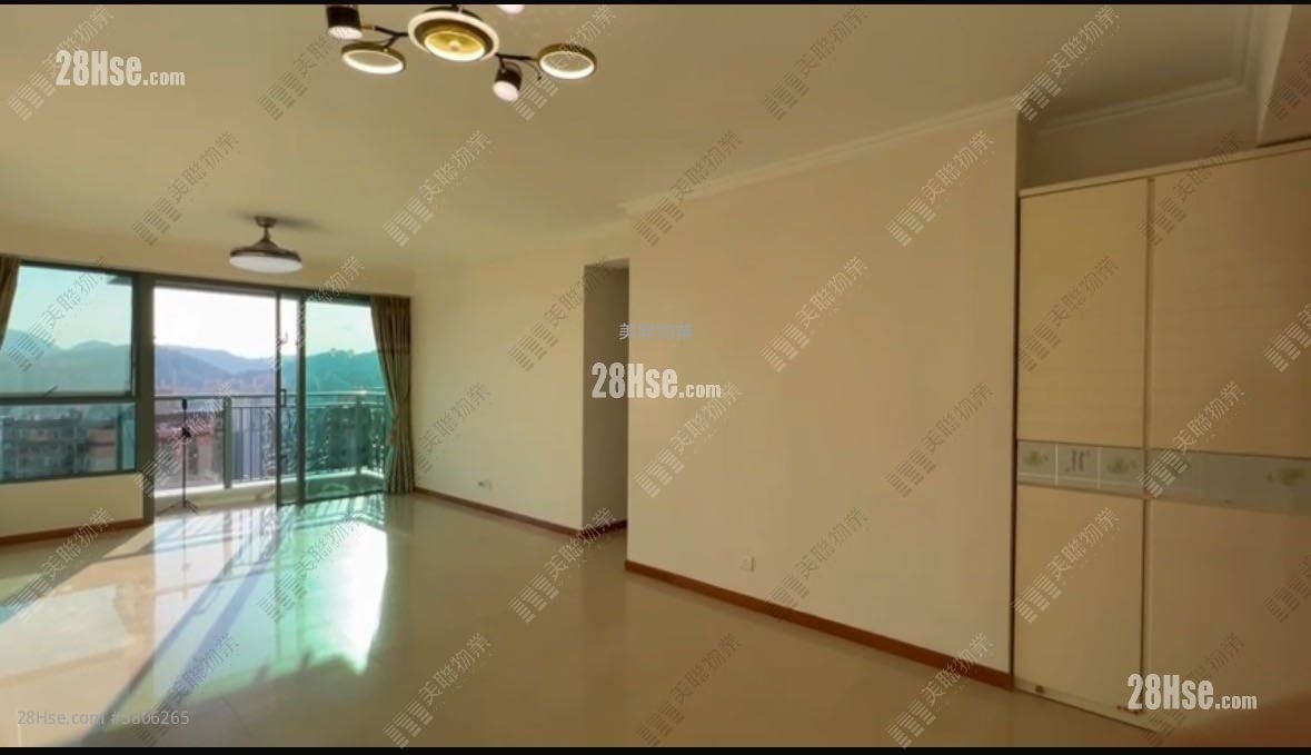 Residence Oasis Sell 4 Bedrooms , 2 Bathrooms 943 ft²