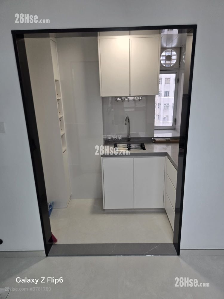 好旺洋楼 租盘 2 房 , 1 浴室 305 平方尺