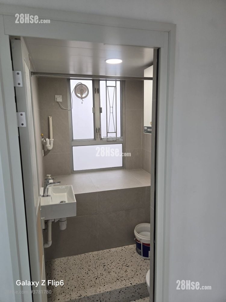 好旺洋楼 租盘 2 房 , 1 浴室 305 平方尺