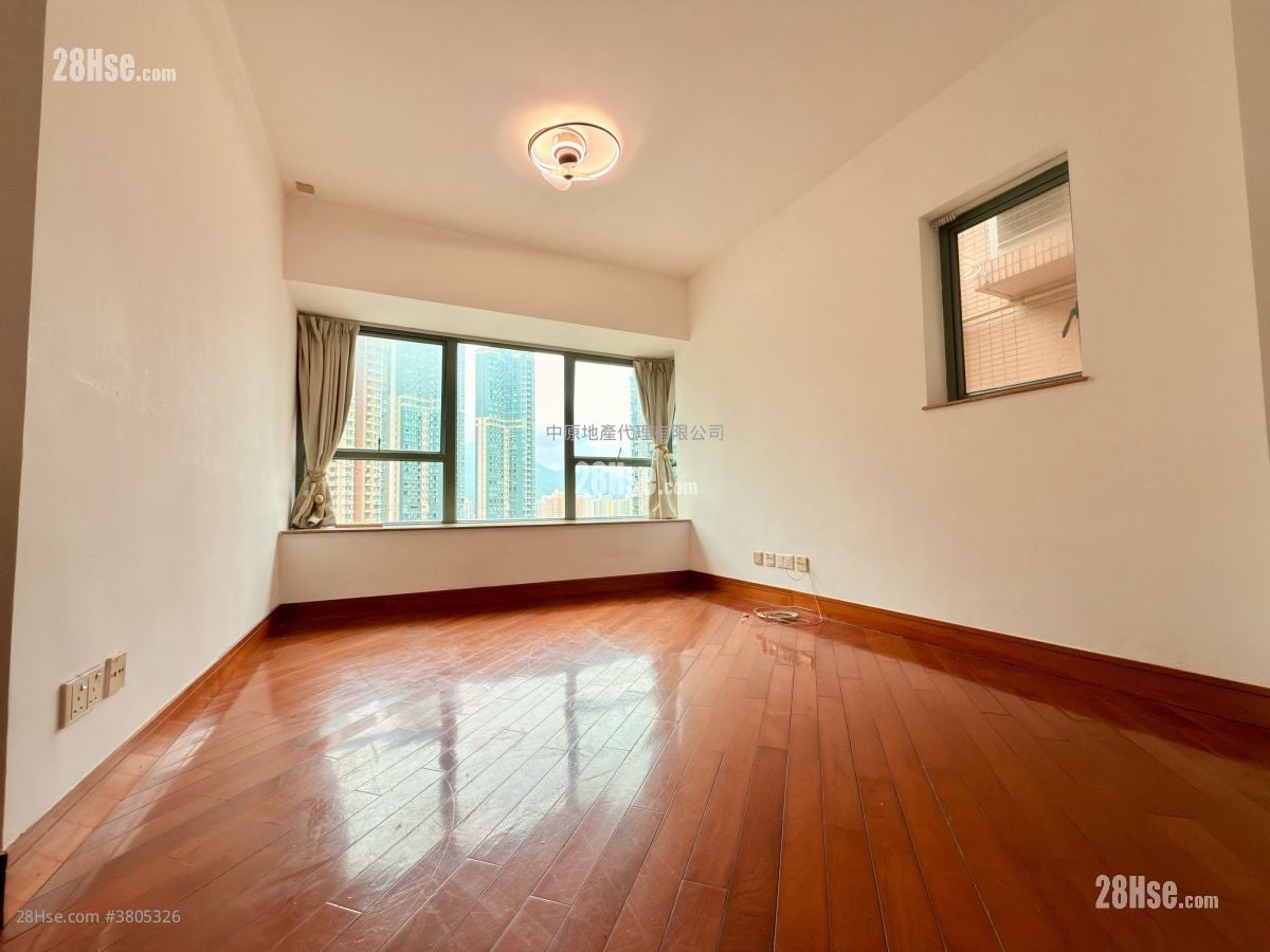 Aquamarine Sell 2 Bedrooms 501 ft²