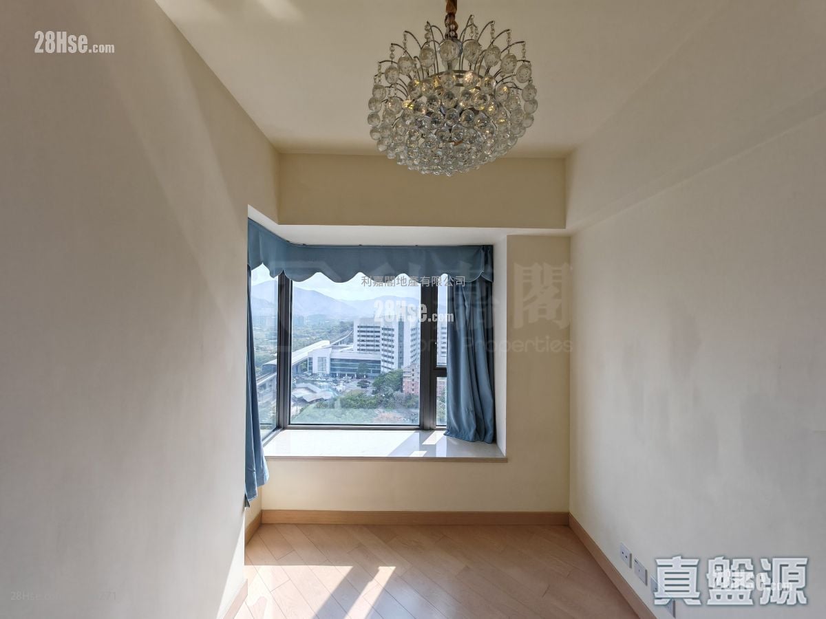 Grand Yoho Sell 3 Bedrooms 705 ft²