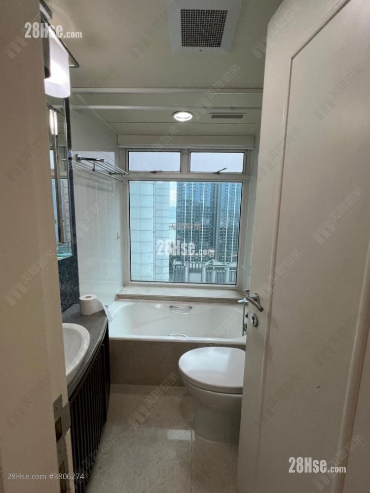 The Capitol Rental 4 Bedrooms , 2 Bathrooms 840 ft²