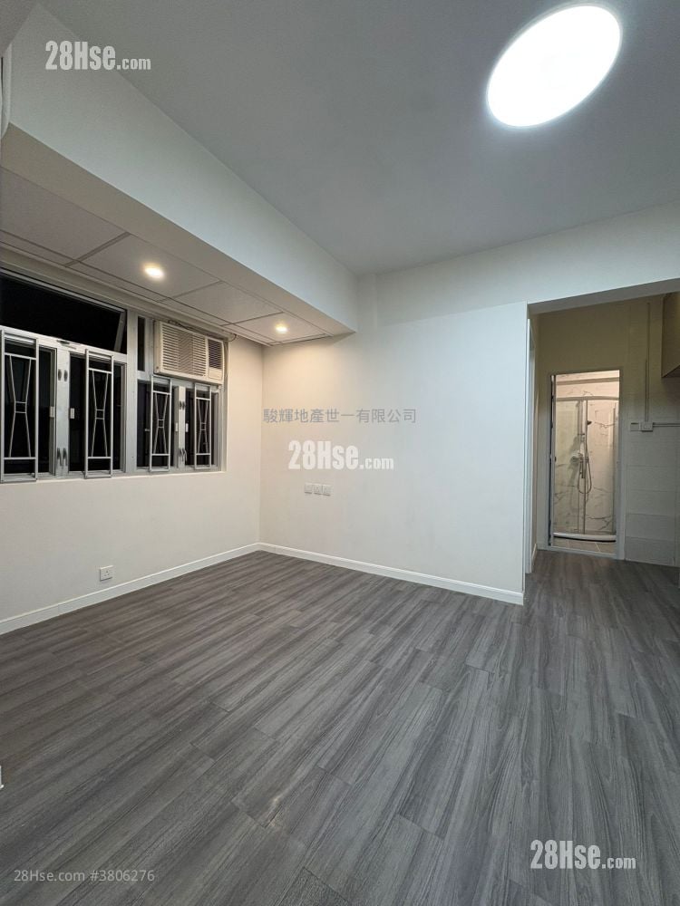 Winston Mansion Sell 2 Bedrooms , 1 Bathroom 544 ft²