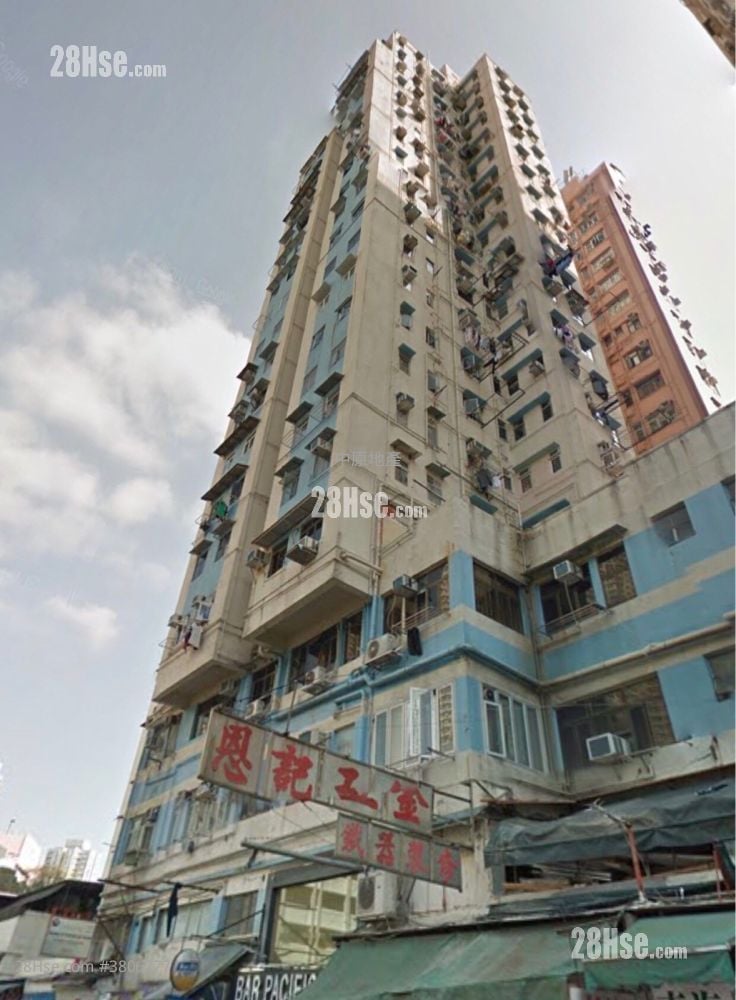 Kwai Lok Building Sell 2 Bedrooms , 1 Bathroom 426 ft²
