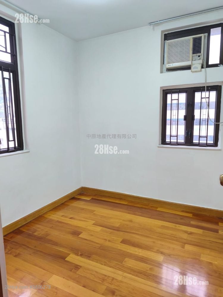 绿杨新邨 租盘 451 平方尺