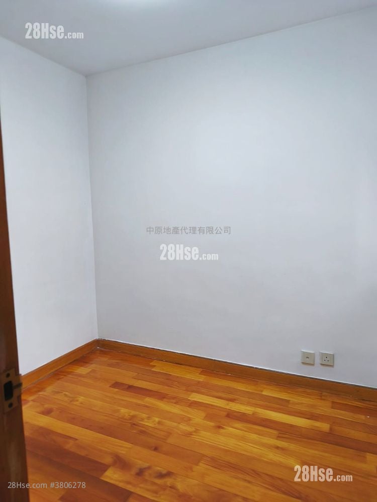 绿杨新邨 租盘 451 平方尺