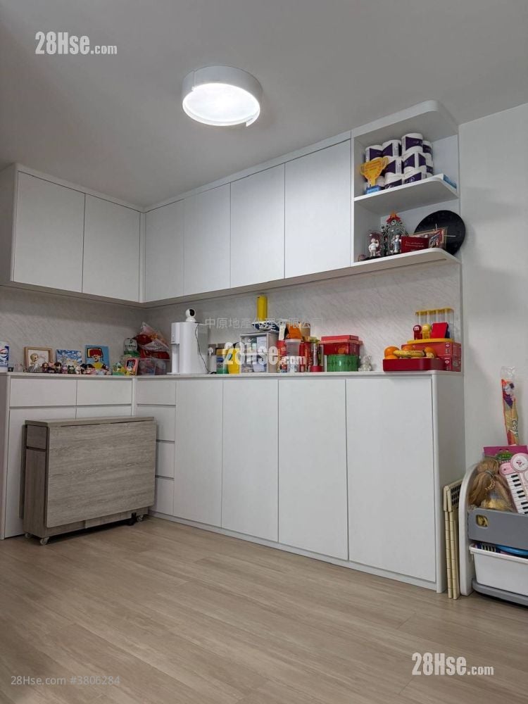 青華苑 售盤 3 房 554 平方呎