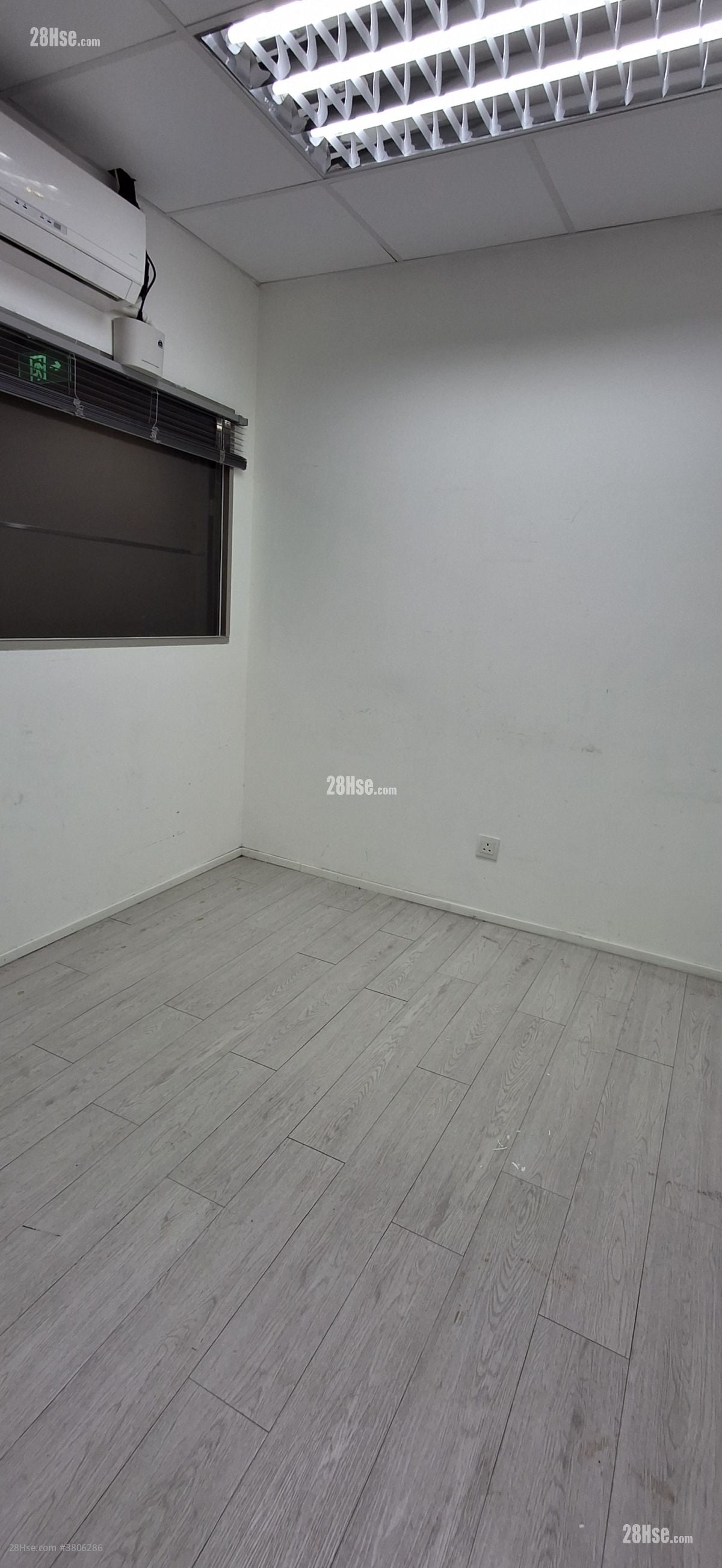 宏辉工业大厦 租盘 80 平方尺