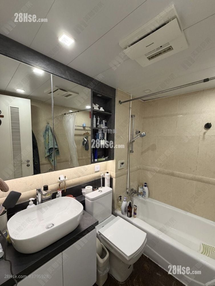 Park Central Sell 3 Bedrooms , 2 Bathrooms 636 ft²