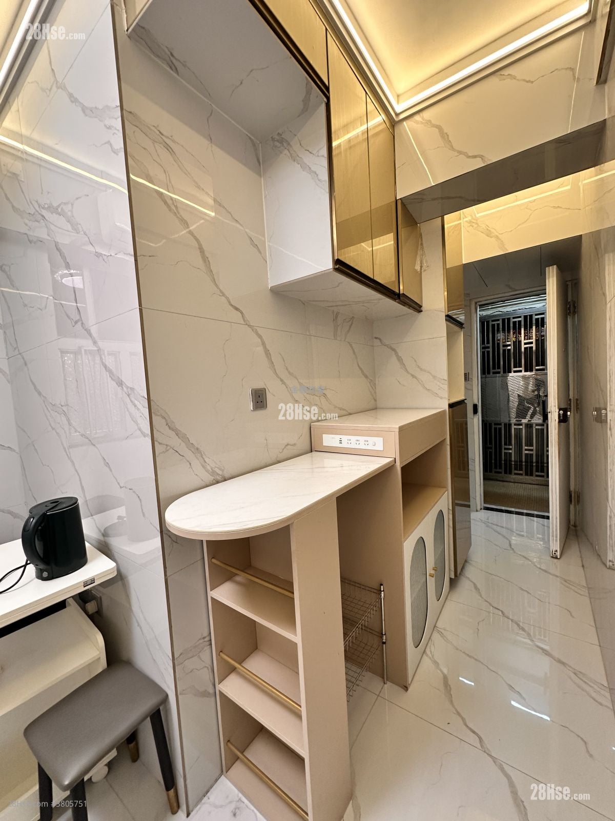 长兴大厦 售盘 3 房 , 1 浴室 256 平方尺