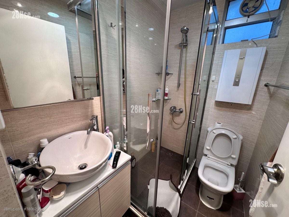 Viking Garden Sell 2 Bedrooms , 1 Bathroom 449 ft²