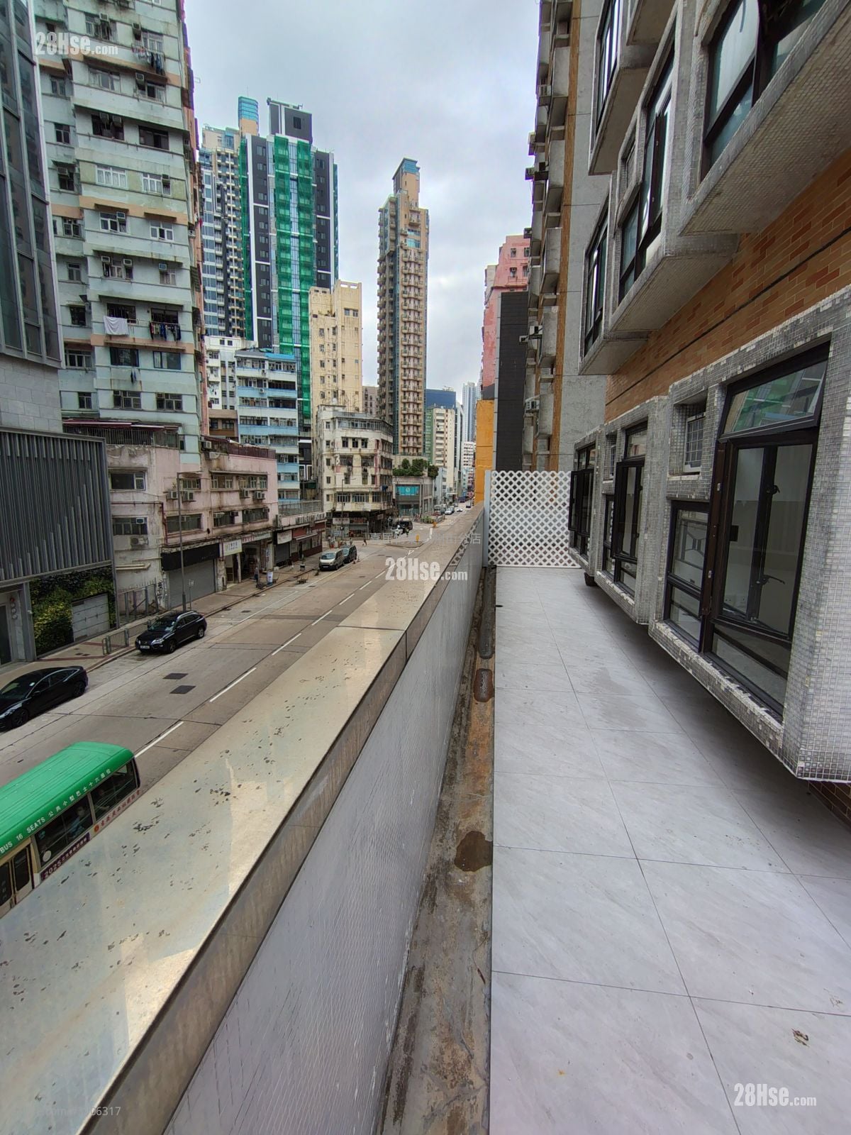 榮富大廈 租盤 3 房 , 2 浴室 391 平方呎