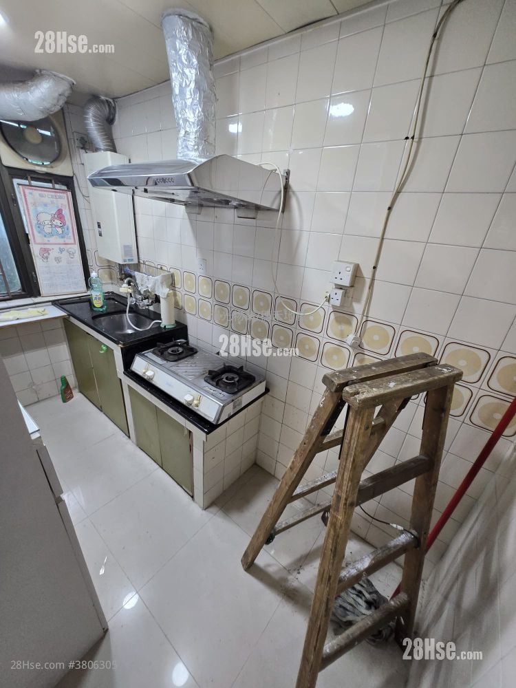 Sui Wo Court Rental 2 Bedrooms , 1 Bathroom 550 ft²