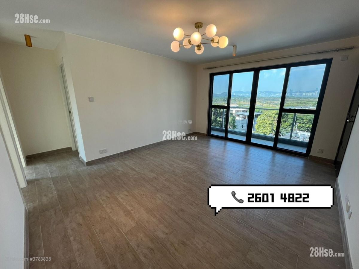 村屋 租盘 3 房 , 2 浴室 700 平方尺