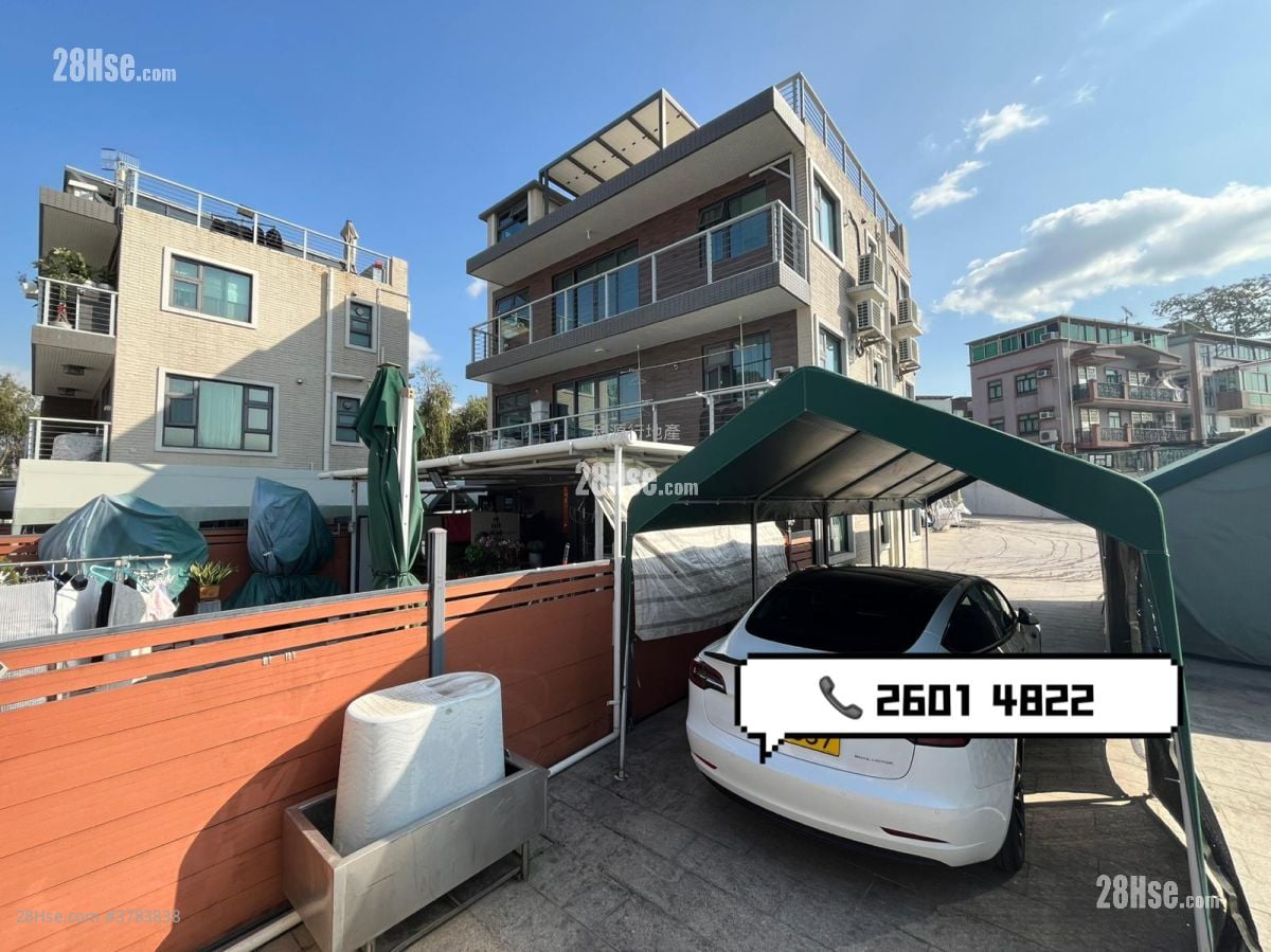 村屋 租盘 3 房 , 2 浴室 700 平方尺