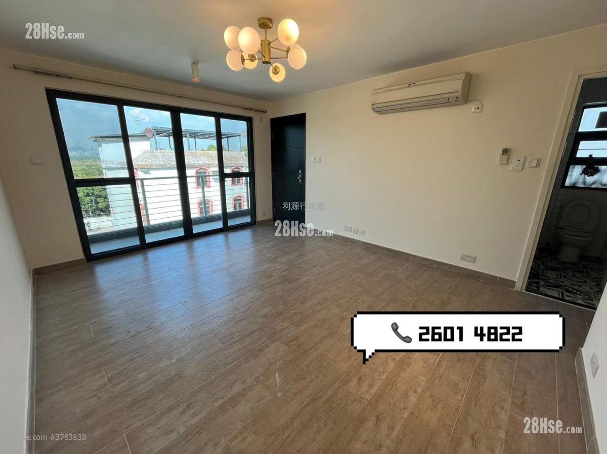 村屋 租盘 3 房 , 2 浴室 700 平方尺