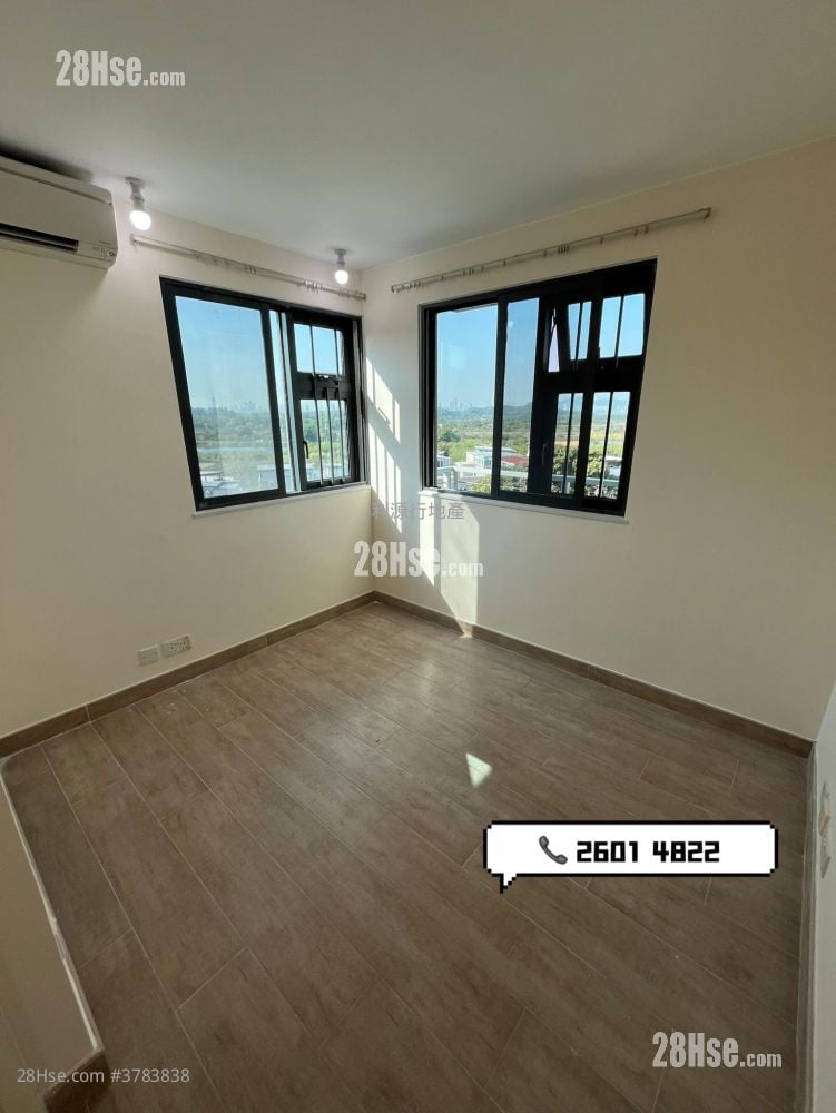 村屋 租盘 3 房 , 2 浴室 700 平方尺