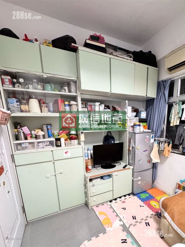 Shanghai Building Sell 3 Bedrooms , 1 Bathroom 380 ft²