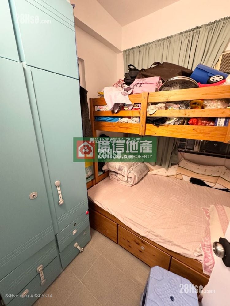 Shanghai Building Sell 3 Bedrooms , 1 Bathroom 380 ft²