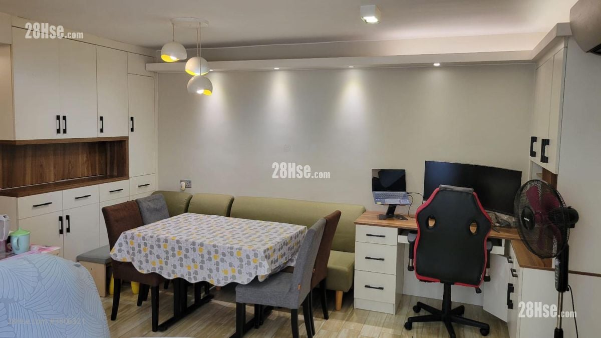 美孚新邨 售盘 3 房 , 2 浴室 597 平方尺