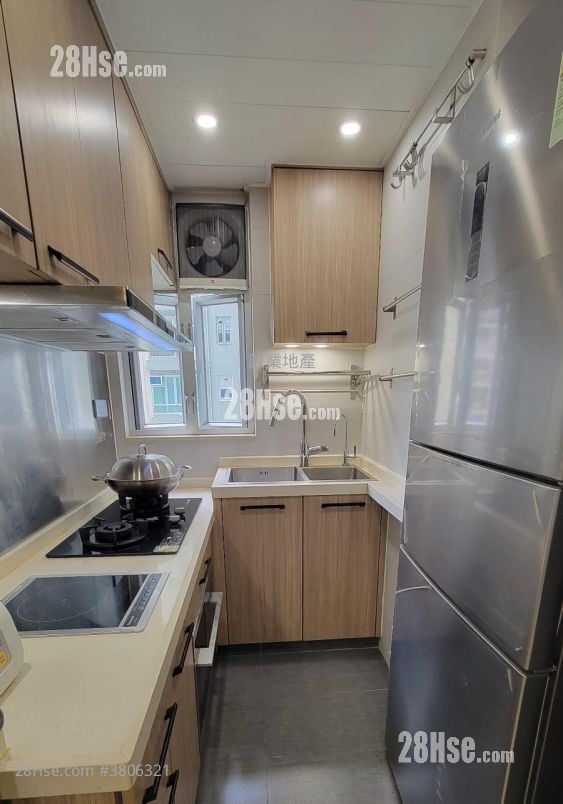 美孚新邨 售盘 3 房 , 2 浴室 597 平方尺