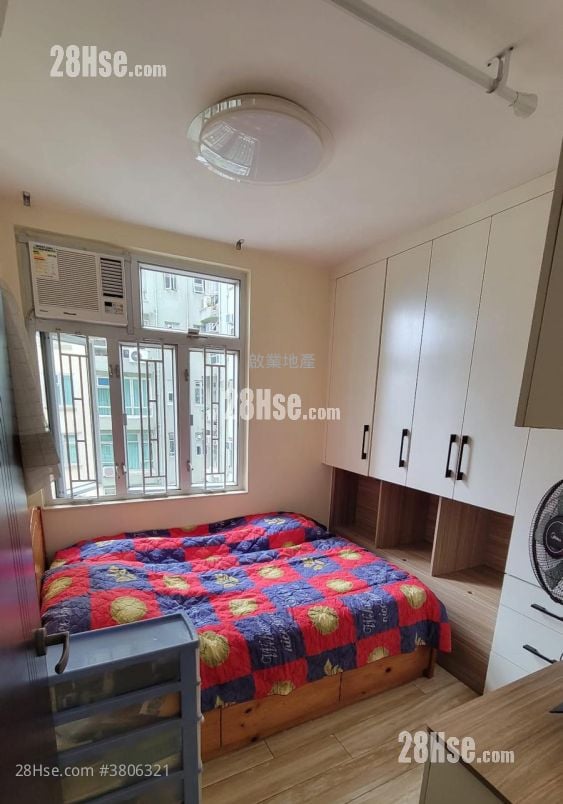 美孚新邨 售盘 3 房 , 2 浴室 597 平方尺