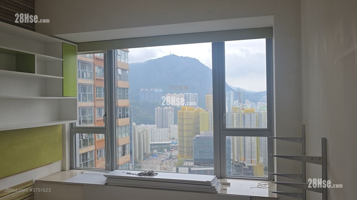 The Latitude Sell 4 Bedrooms , 3 Bathrooms 1,333 ft²