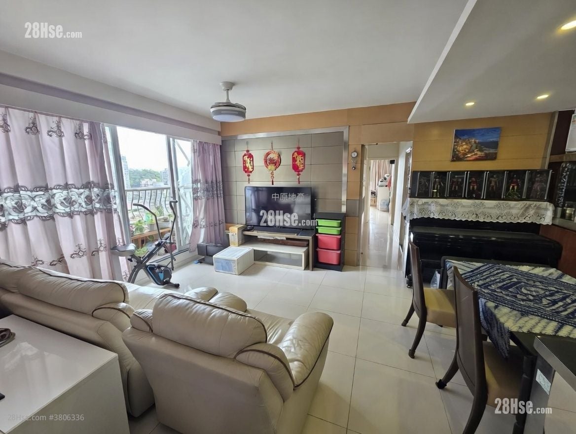Hong Kong Garden Sell 3 Bedrooms , 2 Bathrooms 792 ft²
