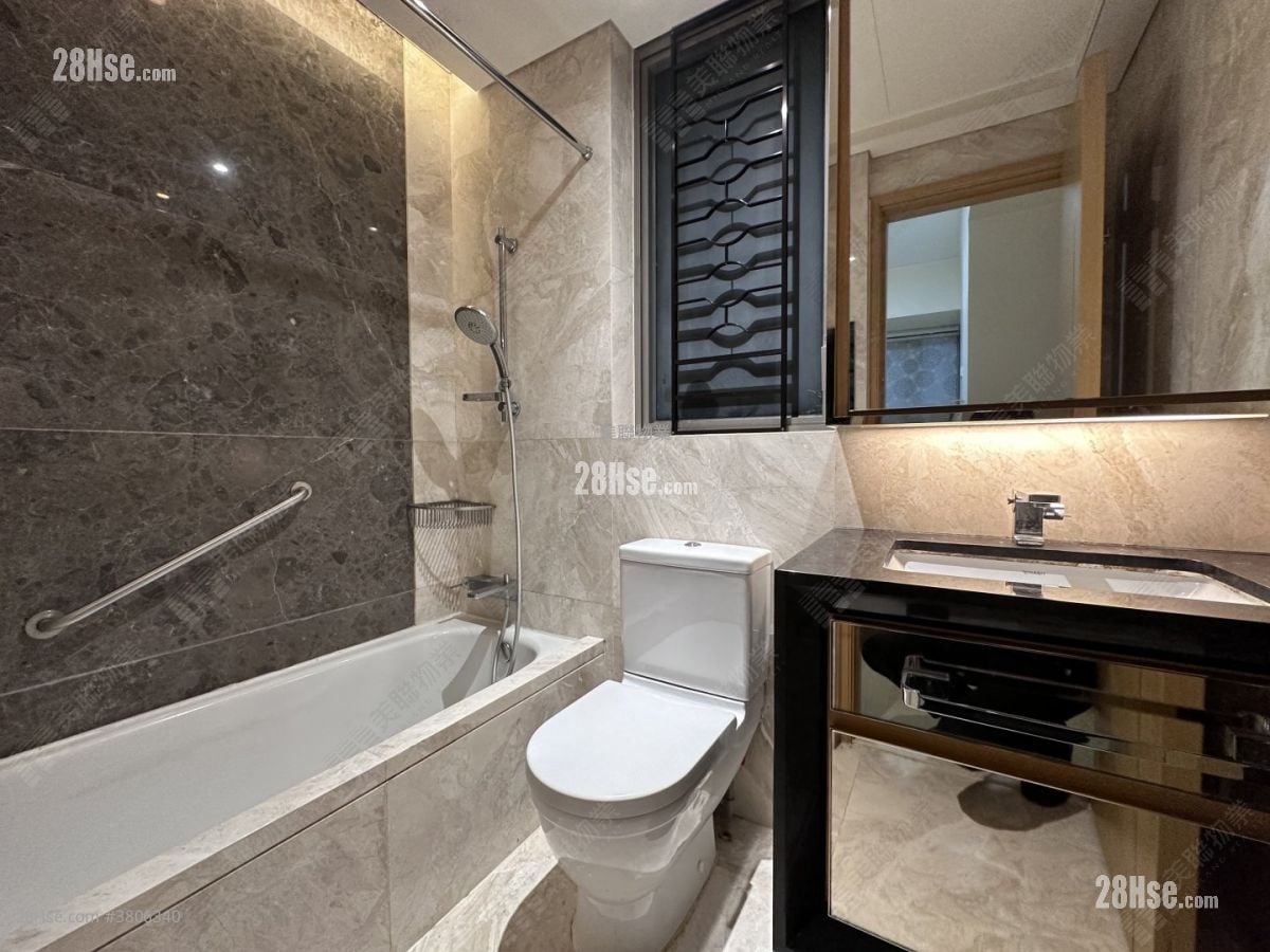 Grand Austin Sell 3 Bedrooms , 2 Bathrooms 928 ft²