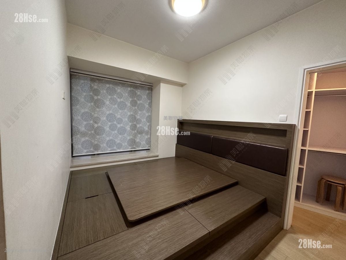 Grand Austin Sell 3 Bedrooms , 2 Bathrooms 928 ft²