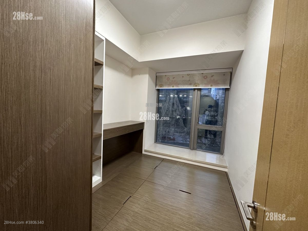 Grand Austin Sell 3 Bedrooms , 2 Bathrooms 928 ft²