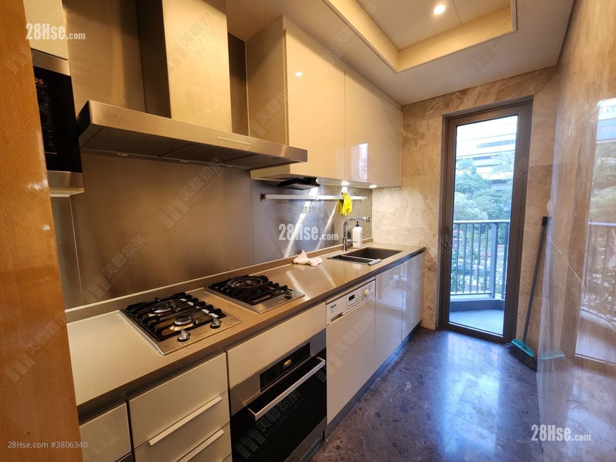 Grand Austin Sell 3 Bedrooms , 2 Bathrooms 928 ft²