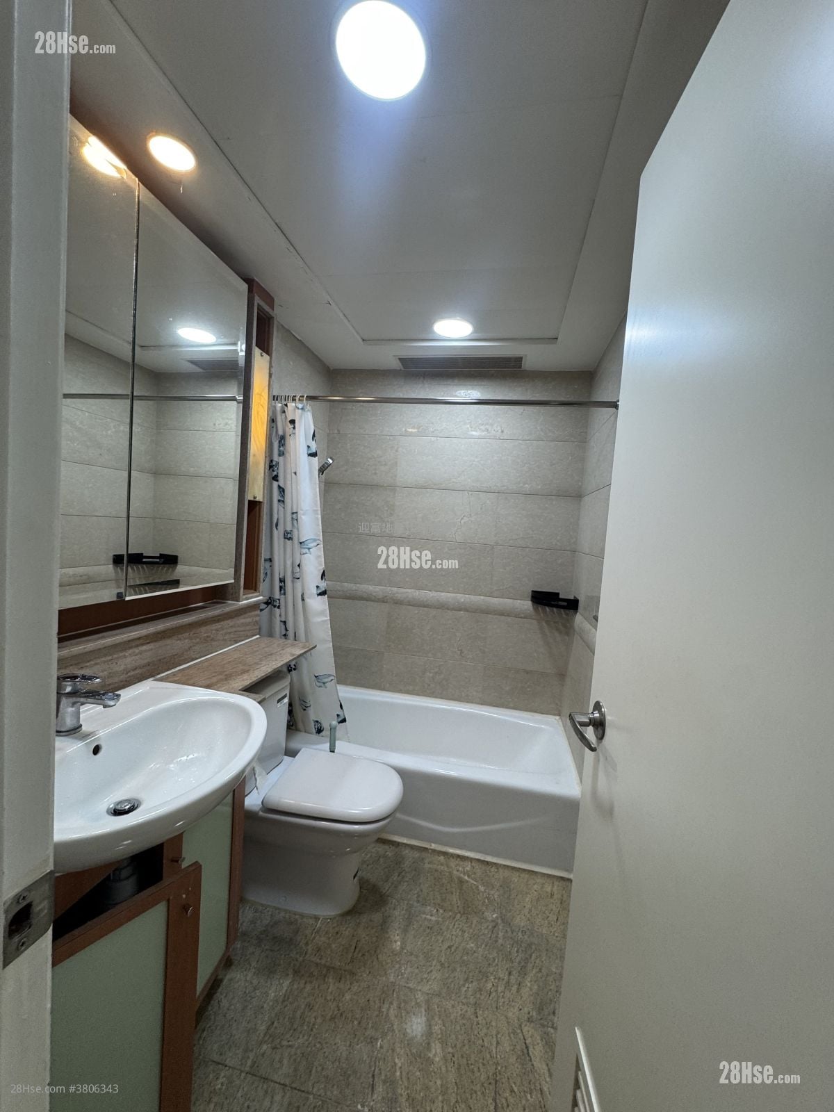 半岛豪庭 租盘 1 房 , 1 浴室 464 平方尺