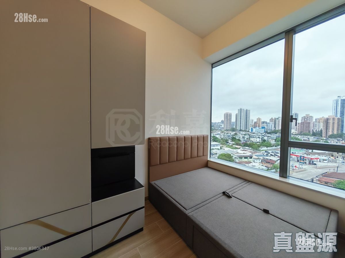 Hava Sell 2 Bedrooms 395 ft²