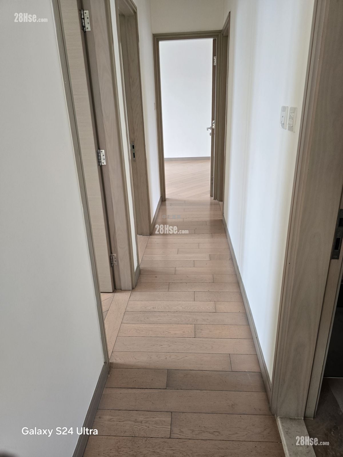 The Latitude Sell 4 Bedrooms , 3 Bathrooms 1,333 ft²